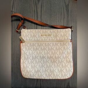 Michael Kors logo leather crossbody bag